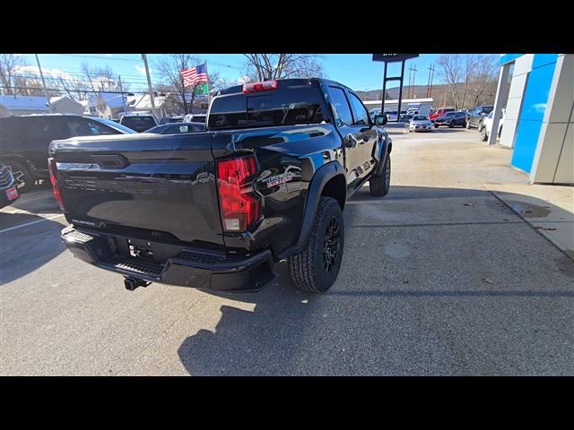 new 2024 Chevrolet Colorado car, priced at $40,885