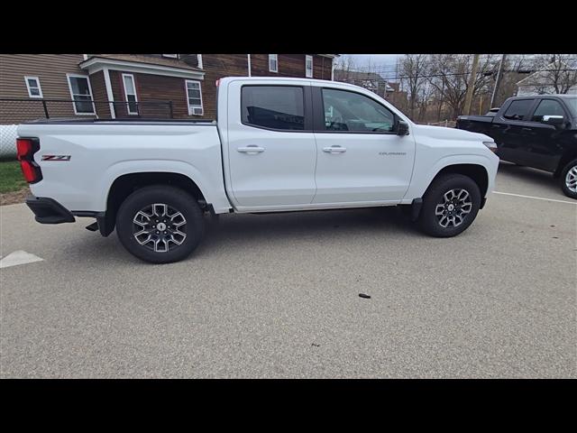 new 2025 Chevrolet Colorado car, priced at $45,670