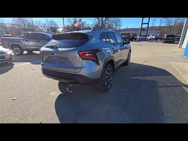 new 2025 Chevrolet Trax car, priced at $25,395