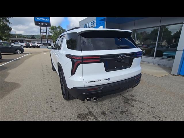 new 2026 Chevrolet Traverse car, priced at $47,980