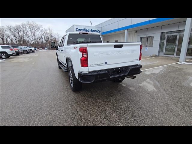 used 2022 Chevrolet Silverado 2500 car, priced at $43,983