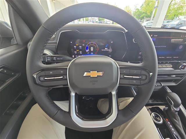 new 2025 Chevrolet Colorado car, priced at $40,890