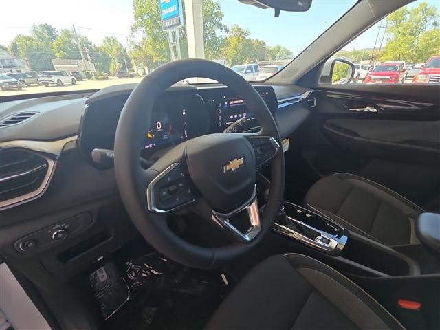 new 2026 Chevrolet TrailBlazer car, priced at $29,380