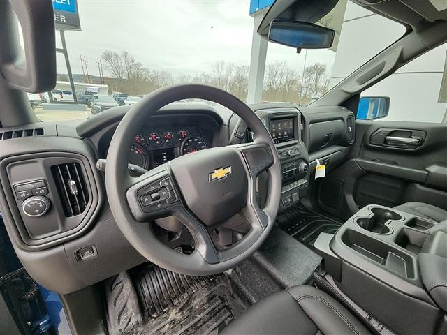 new 2024 Chevrolet Silverado 1500 car, priced at $37,870