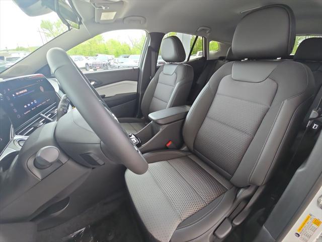 new 2025 Chevrolet Trax car, priced at $24,690