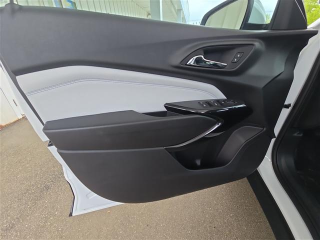 new 2025 Chevrolet Trax car, priced at $24,690