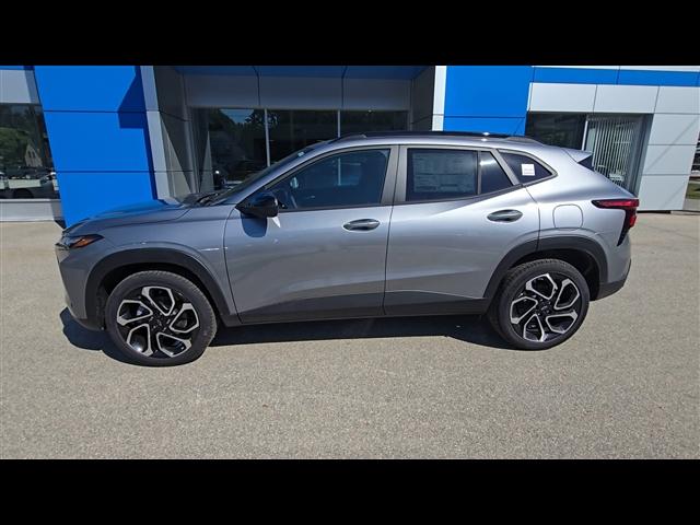 new 2025 Chevrolet Trax car, priced at $26,790