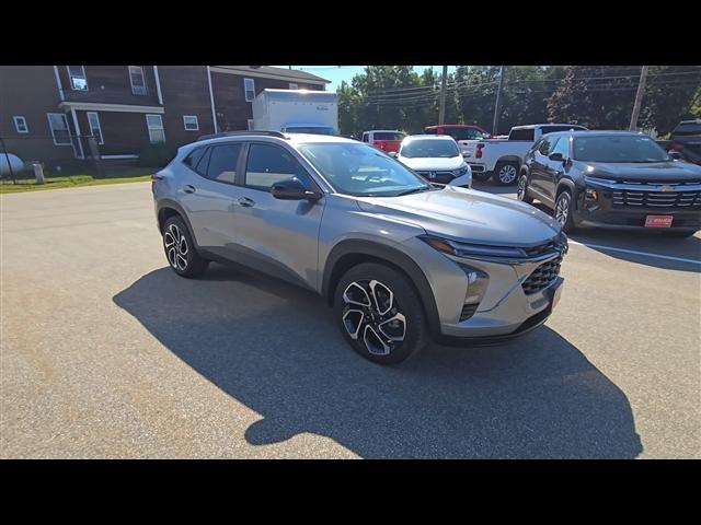 new 2025 Chevrolet Trax car, priced at $26,790