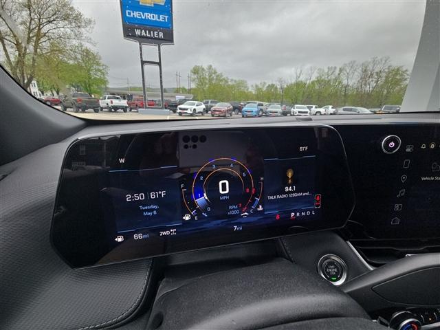new 2025 Chevrolet Equinox car, priced at $34,145