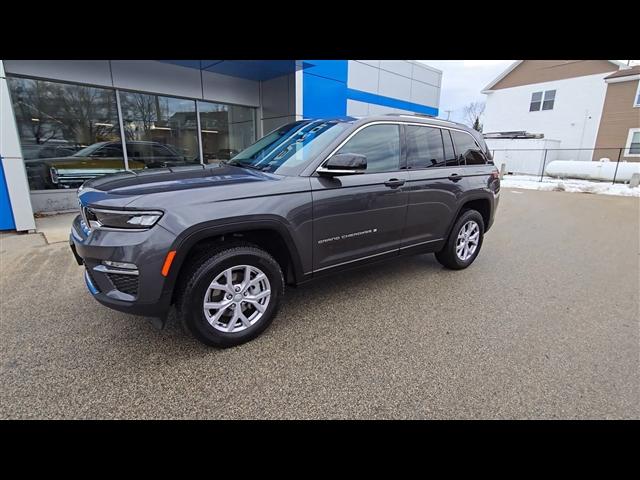 used 2022 Jeep Grand Cherokee car, priced at $31,983