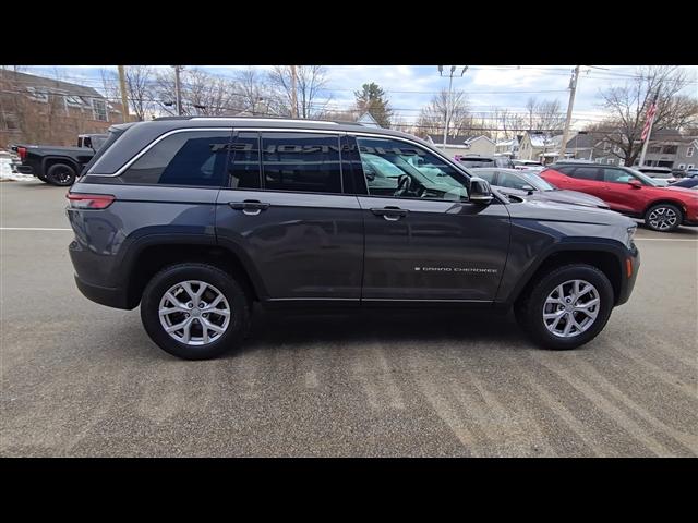 used 2022 Jeep Grand Cherokee car, priced at $31,983