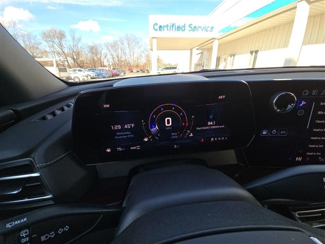 new 2025 Chevrolet Traverse car, priced at $48,995