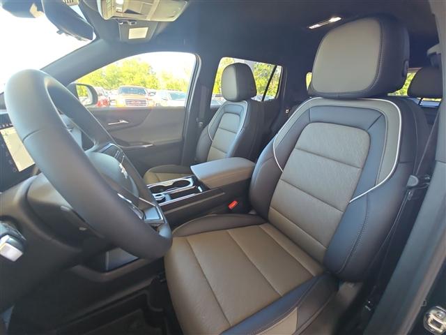 new 2026 Chevrolet Equinox car, priced at $35,255