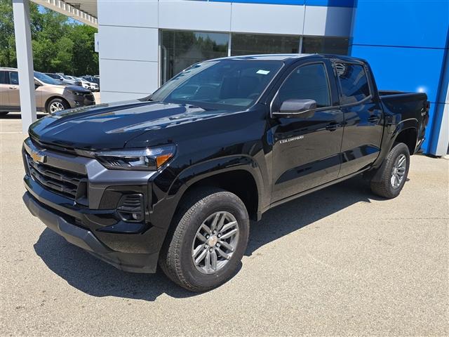 new 2025 Chevrolet Colorado car, priced at $43,365