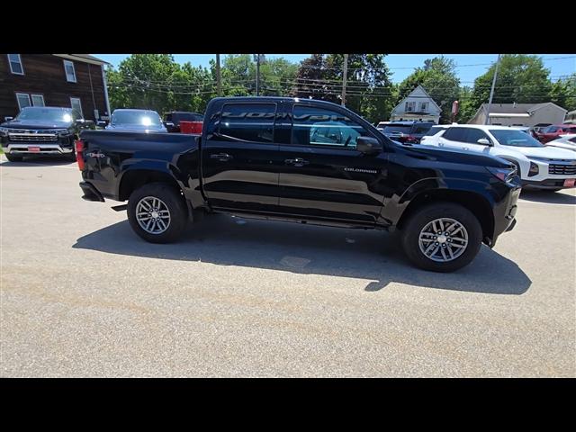 new 2025 Chevrolet Colorado car, priced at $43,365
