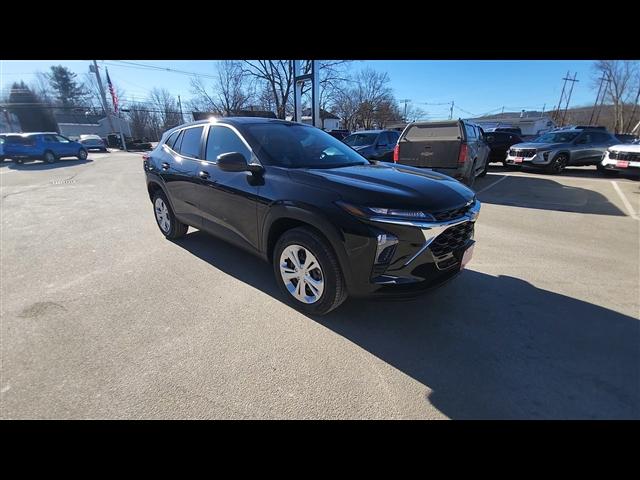 new 2024 Chevrolet Trax car, priced at $21,495