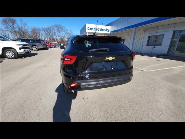 new 2024 Chevrolet Trax car, priced at $21,495