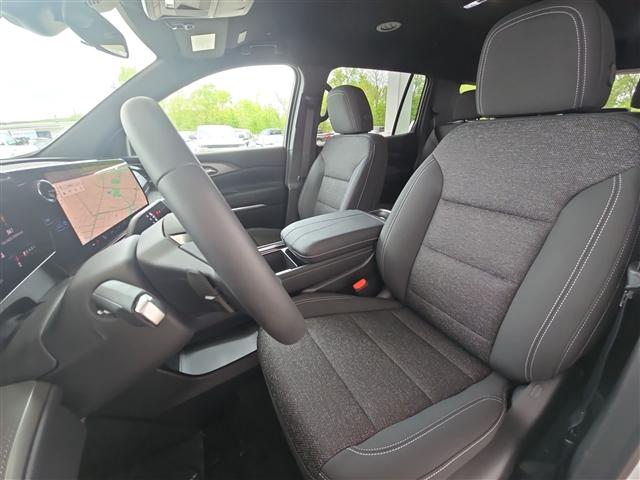 new 2025 Chevrolet Traverse car, priced at $44,195