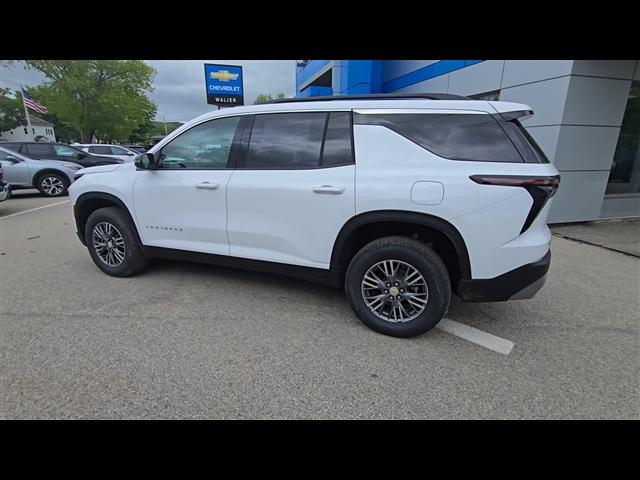 new 2025 Chevrolet Traverse car, priced at $44,195
