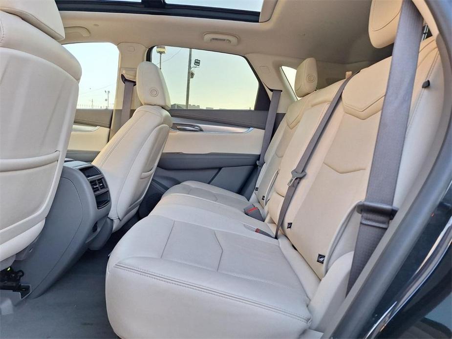 used 2019 Cadillac XT5 car, priced at $24,392