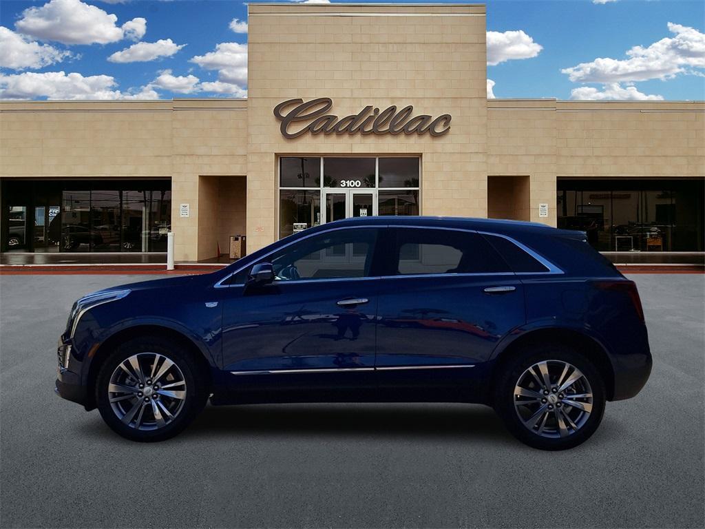 used 2024 Cadillac XT5 car, priced at $38,732