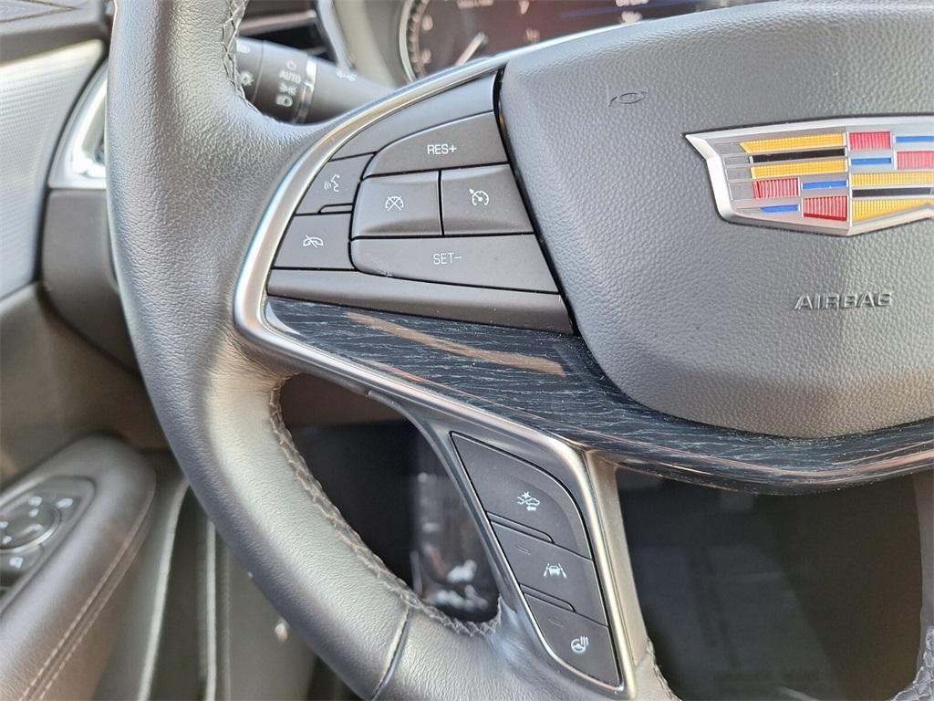 used 2024 Cadillac XT5 car, priced at $38,732