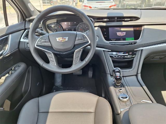 new 2024 Cadillac XT5 car, priced at $53,895