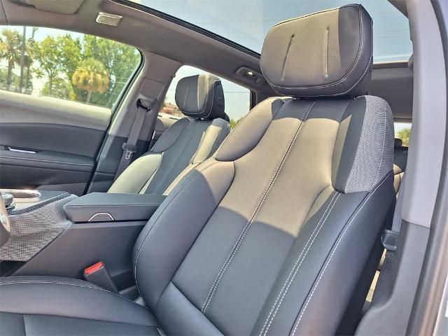 new 2025 Cadillac OPTIQ car, priced at $56,610