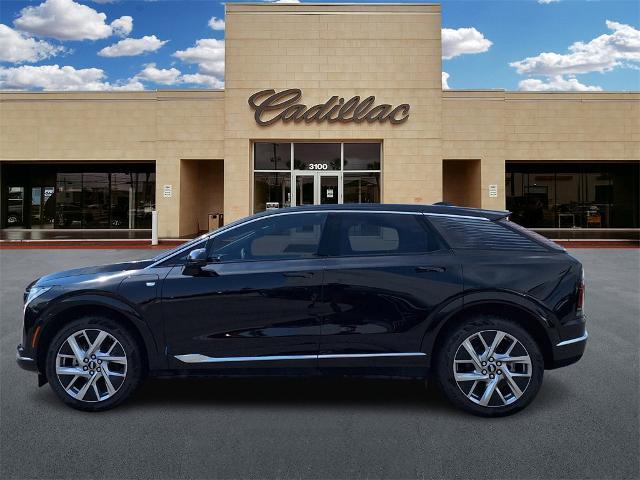 new 2025 Cadillac OPTIQ car, priced at $54,840