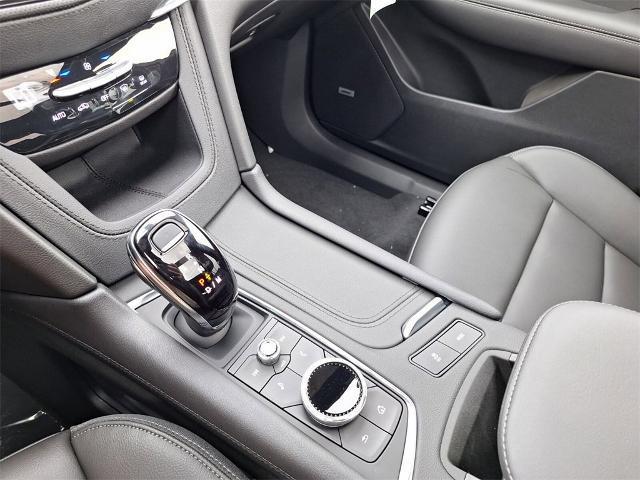 new 2025 Cadillac XT6 car, priced at $49,565
