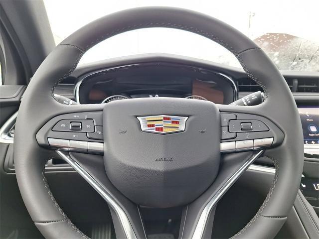new 2025 Cadillac XT6 car, priced at $49,565