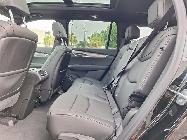 new 2025 Cadillac XT6 car, priced at $49,565
