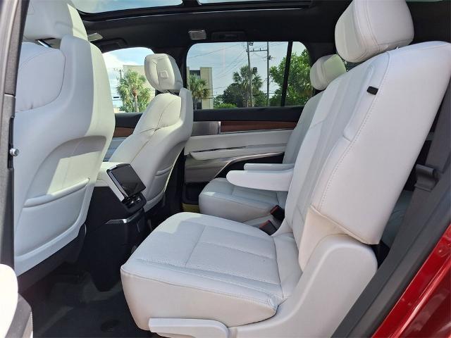 new 2026 Cadillac VISTIQ car, priced at $82,565