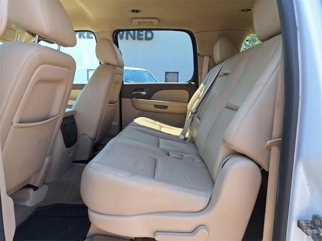 used 2014 Chevrolet Suburban car, priced at $10,865