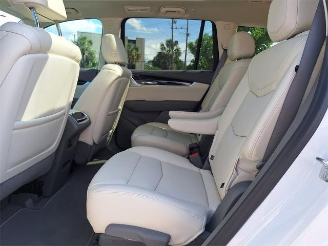 new 2025 Cadillac XT6 car, priced at $59,865