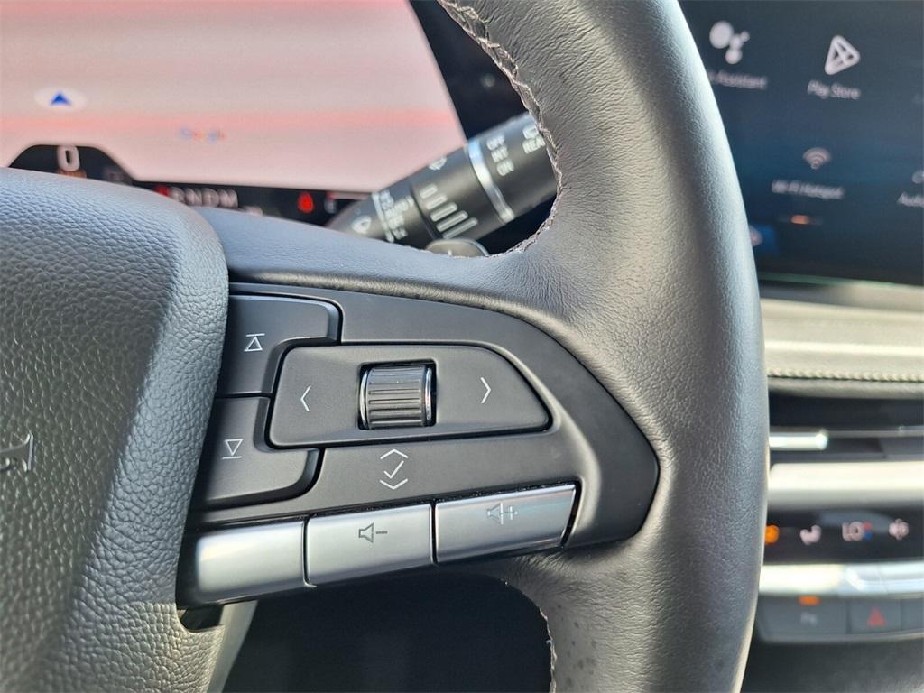used 2024 Cadillac XT4 car, priced at $37,009