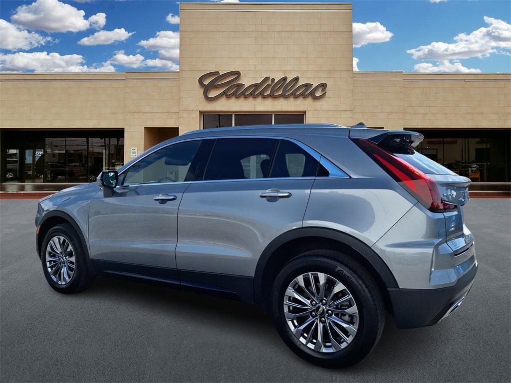 used 2024 Cadillac XT4 car, priced at $37,009