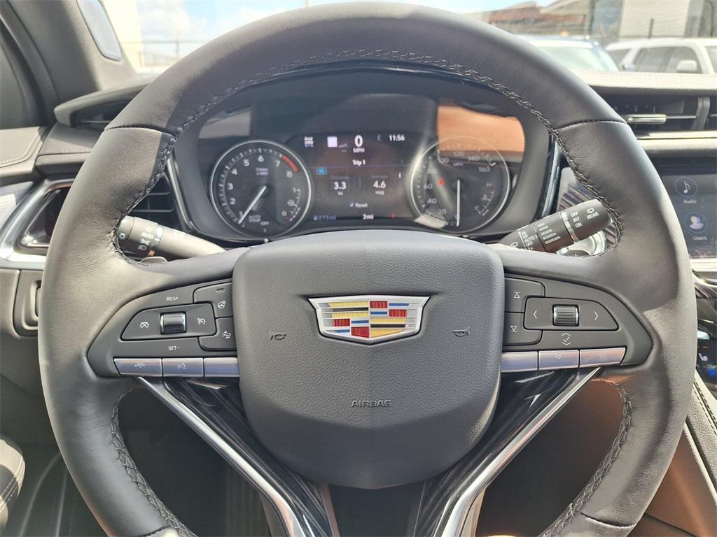 new 2025 Cadillac XT6 car, priced at $62,985