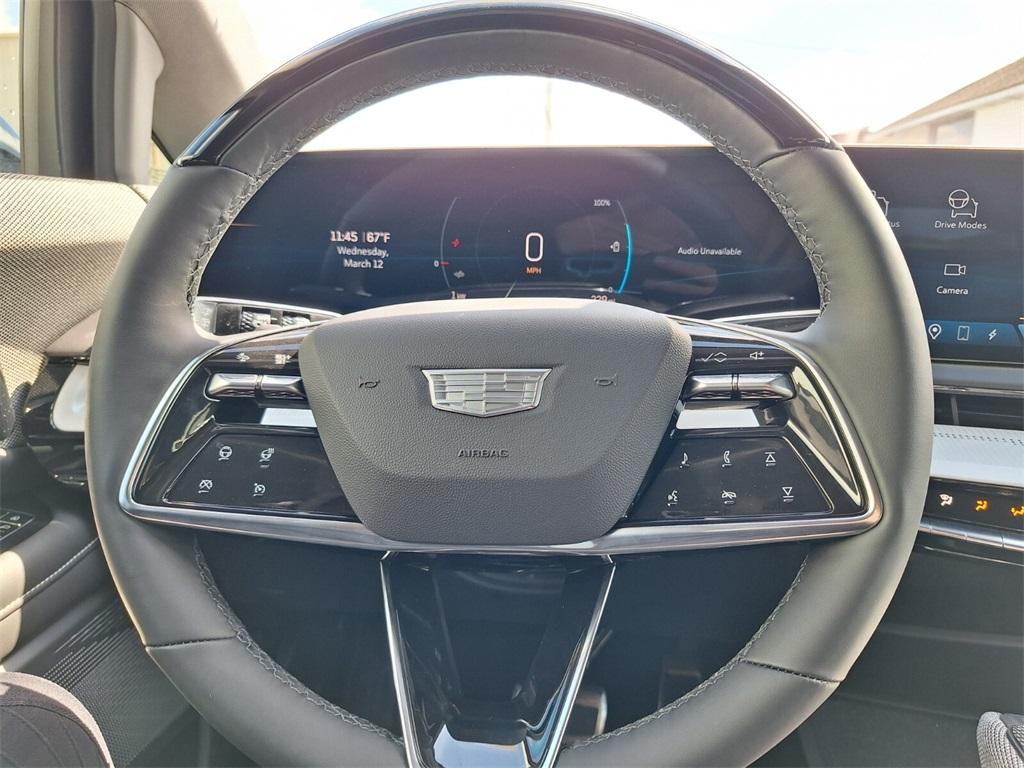 new 2025 Cadillac OPTIQ car, priced at $60,060
