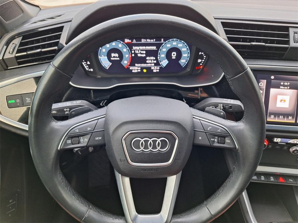 used 2023 Audi Q3 car