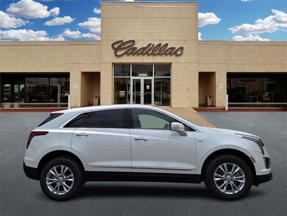 new 2024 Cadillac XT5 car, priced at $45,840