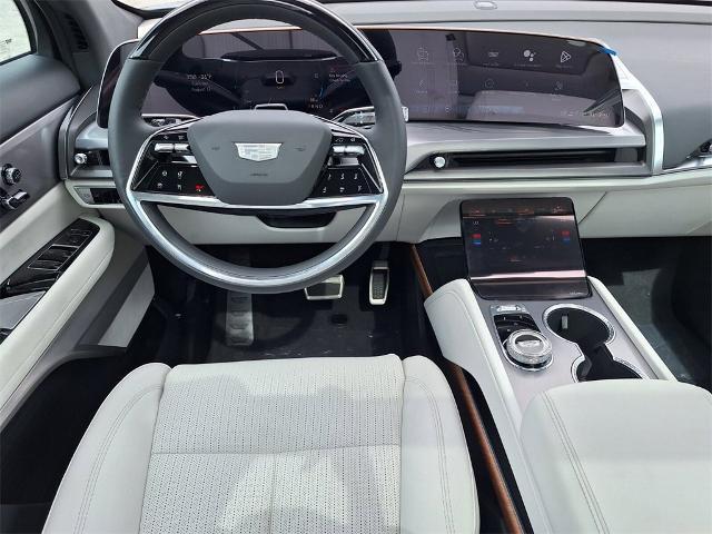 new 2026 Cadillac VISTIQ car, priced at $80,215