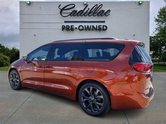 used 2018 Chrysler Pacifica car, priced at $16,165