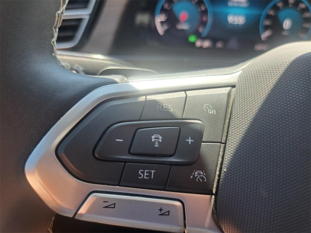 used 2024 Volkswagen Atlas car, priced at $37,594
