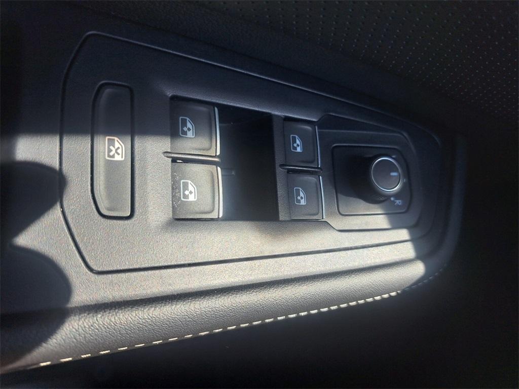 used 2024 Volkswagen Atlas car, priced at $37,594