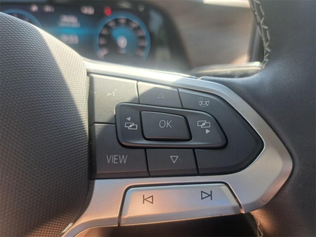 used 2024 Volkswagen Atlas car, priced at $37,594