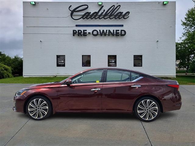 used 2023 Nissan Altima car, priced at $25,758