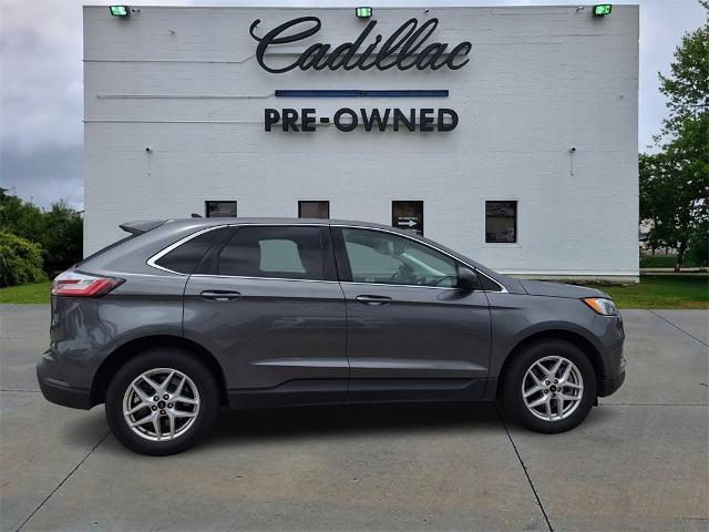 used 2024 Ford Edge car, priced at $22,895