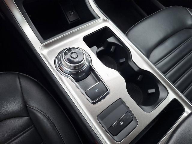 used 2024 Ford Edge car, priced at $22,895
