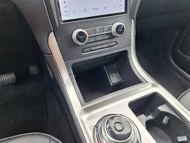 used 2024 Ford Edge car, priced at $22,895